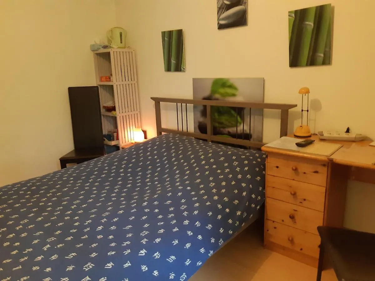 Bed & Breakfast Petit Studio - Chambre Independante Au Calme Landerneau